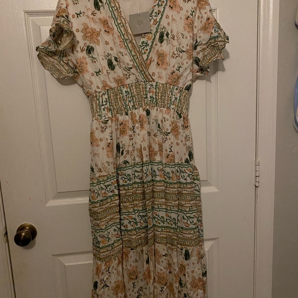 Cream Ruched Midi Sundress with Puff Sleeves and V-Neck